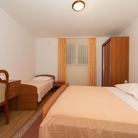 Apartmani Biser Tučepi Exterior foto